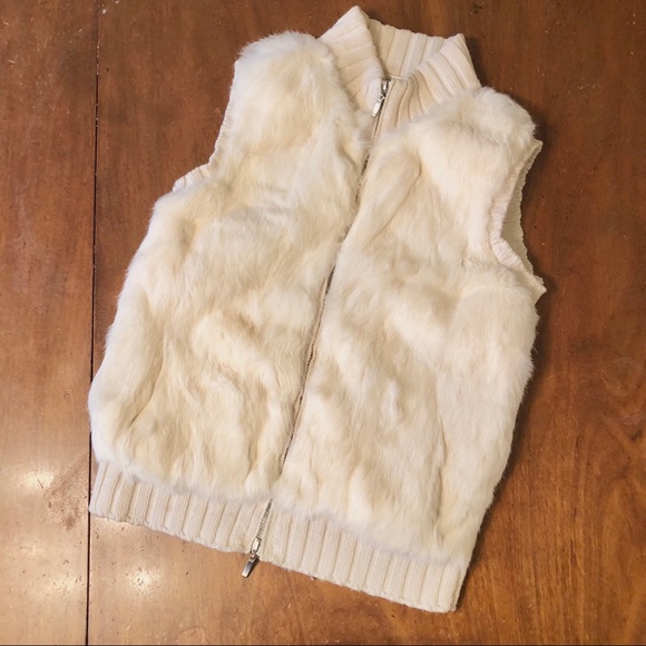White House black market RABBIT FUR VEST - Picture 8 of 8